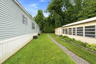 556 Central, Leominster, MA 01453 - Photo 34