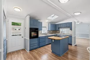 556 Central, Leominster, MA 01453 - Photo 8