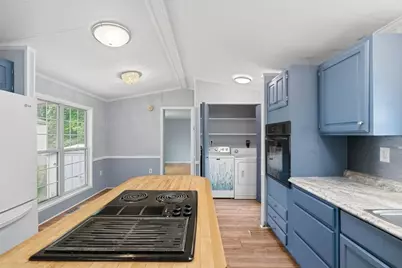 556 Central #106, Leominster, MA 01453 - Photo 10