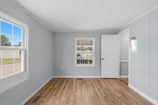 556 Central, Leominster, MA 01453 - Photo 26