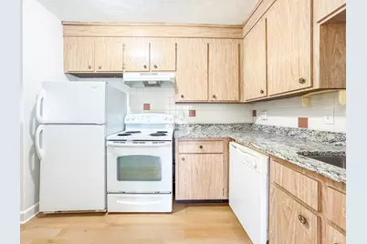 11 Hodges Ave #10, Quincy, MA 02171 - Photo 6