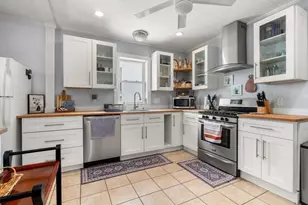 97 Bow St, Arlington, MA 02474 - Photo 4