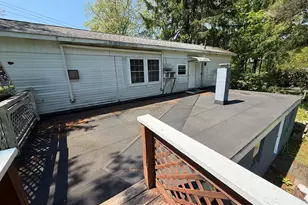 23 Crescent St, Ware, MA 01082 - Photo 6