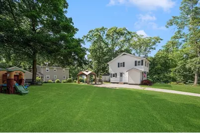 22 Clyde St, Blackstone, MA 01504 - Photo 26
