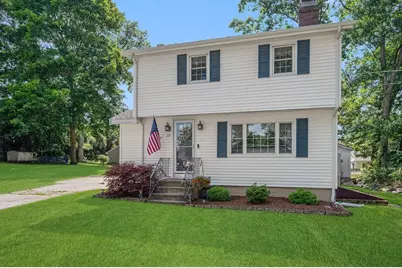 22 Clyde St, Blackstone, MA 01504 - Photo 2