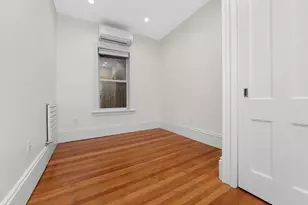 13 S Russell St, Boston, MA 02114 - Photo 6