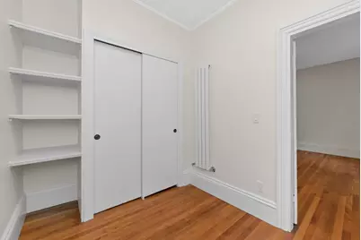 13 S Russell St #2, Boston, MA 02114 - Photo 4
