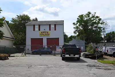 39 Wilbur St, Lowell, MA 01851 - Photo 2