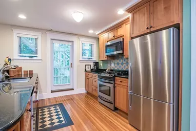 88 Round Hill Rd #2, Northampton, MA 01060 - Photo 16
