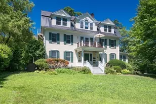 88 Round Hill Rd, Northampton, MA 01060 - Photo 1