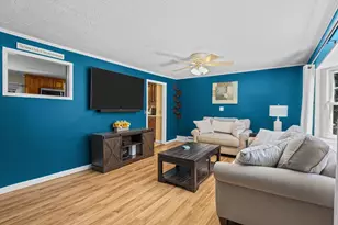 812 Plymouth St, Middleborough, MA 02346 - Photo 12