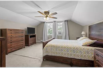 812 Plymouth St, Middleborough, MA 02346 - Photo 32