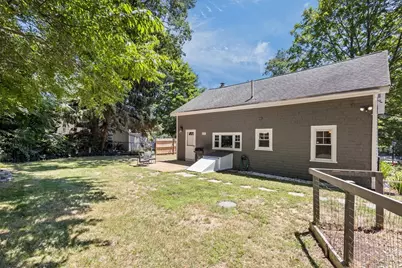 812 Plymouth St, Middleborough, MA 02346 - Photo 6