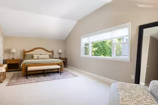 48 Goddard St, Newton, MA 02461 - Photo 8