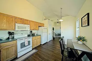 7 Tynan Ave, Taunton, MA 02718 - Photo 14