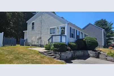 7 Tynan Ave, Taunton, MA 02718 - Photo 10
