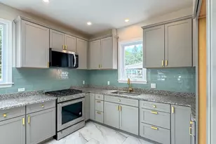 175 Wilbur Ave, Swansea, MA 02777 - Photo 10