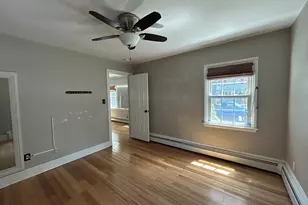 47 Naples Ave, Providence, RI 02908 - Photo 8