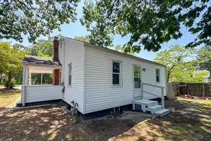 4 Wolfe St, Springfield, MA 01020 - Photo 4