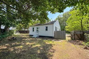 4 Wolfe St, Springfield, MA 01020 - Photo 24