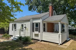 4 Wolfe St, Springfield, MA 01020 - Photo 1
