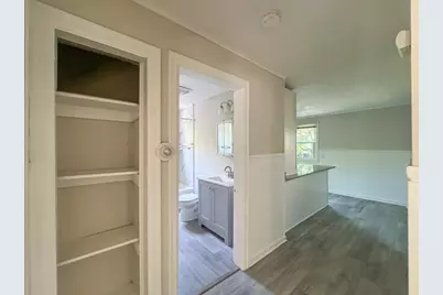 4 Wolfe St, Springfield, MA 01020 - Photo 12