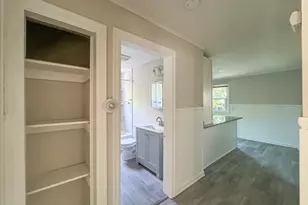 4 Wolfe St, Springfield, MA 01020 - Photo 12