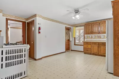 205 Pine St, Gardner, MA 01440 - Photo 12