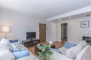 2 Cypress Rd, Boston, MA 02135 - Photo 4