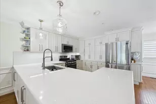 8 Eastern Point Dr, Shrewsbury, MA 01545 - Photo 16