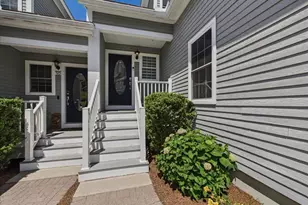 8 Eastern Point Dr, Shrewsbury, MA 01545 - Photo 4