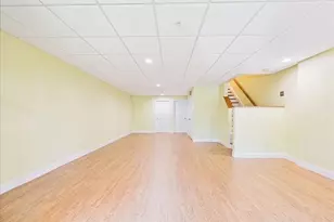 8 Eastern Point Dr, Shrewsbury, MA 01545 - Photo 38
