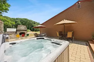 44 Liberty St, Taunton, MA 02718 - Photo 24