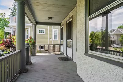 28 Appleton St, Watertown, MA 02472 - Photo 2