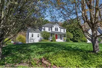 4 Kybren Cir, Mansfield, MA 02048 - Photo 2
