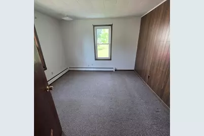 24 Quartus Street #24, Chicopee, MA 01013 - Photo 4