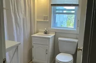 4 Pleasant St, Rockport, MA 01966 - Photo 8