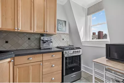 24 Harvard St #4, Boston, MA 02129 - Photo 4