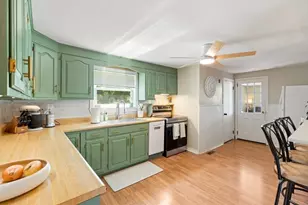 1569 Main St, Tewksbury, MA 01876 - Photo 10