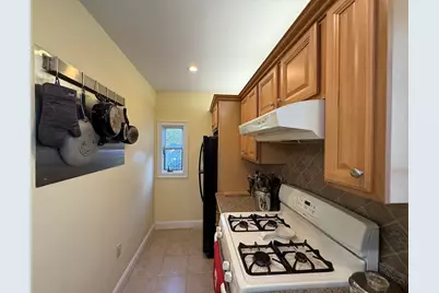 40 Bowdoin Street, Medford, MA 02155 - Photo 12