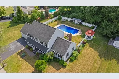 20 Hilltop Farm Rd, Auburn, MA 01501 - Photo 1