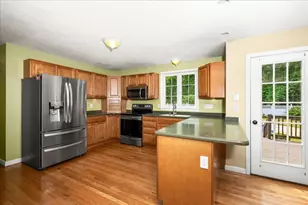 20 Hilltop Farm Rd, Auburn, MA 01501 - Photo 4