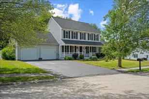 20 Hilltop Farm Rd, Auburn, MA 01501 - Photo 1