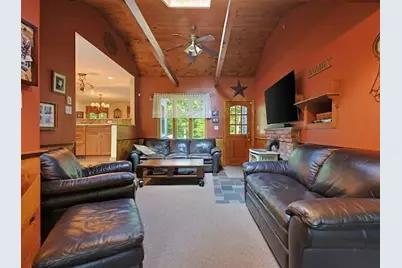 209 Highland St, Stoughton, MA 02072 - Photo 14