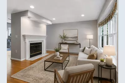 8 Locust Ln #4, Watertown, MA 02472 - Photo 1