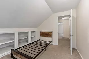 28 Wellesley St, Athol, MA 01331 - Photo 20