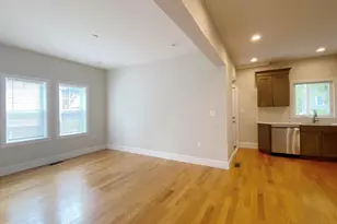 821 Winthrop Ave, Revere, MA 02151 - Photo 4