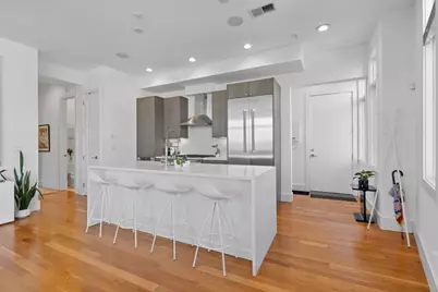 5 Mohawk St #5, Boston, MA 02127 - Photo 4