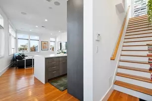 5 Mohawk St, Boston, MA 02127 - Photo 12