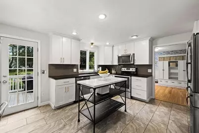758 King St, Raynham, MA 02767 - Photo 10